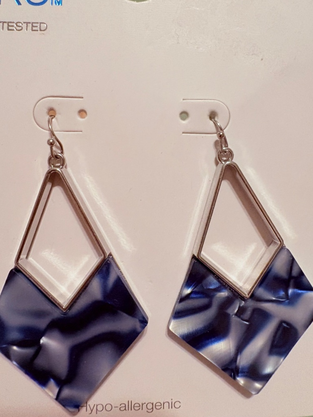 Blue Geometric dangling earrings - Hypo-allergenic - Picture 2 of 3